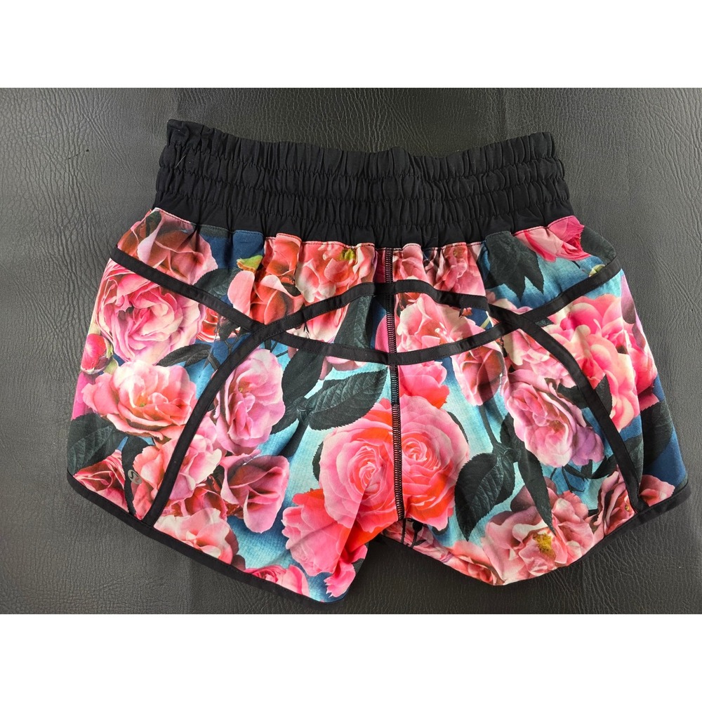 Lululemon Tracker Short V Secret Garden Floral Pink Black 4 Inch Inseam Size 6 - Picture 2 of 5